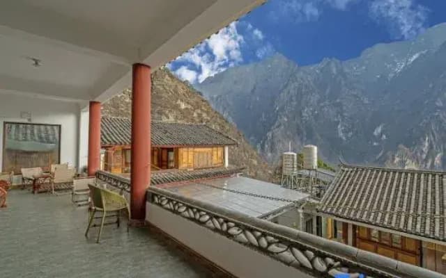 Shangri-La Guanyun Banshan Courtyard