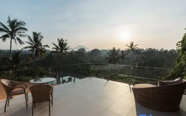 IBU The Sanctuary by OXO - Retreat House for Family & Transformational Events