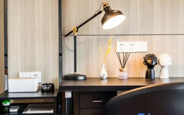 Yiju Chain Apartment LOFT Riverview Duplex Hotel (Guiyang Future Ark Shop)