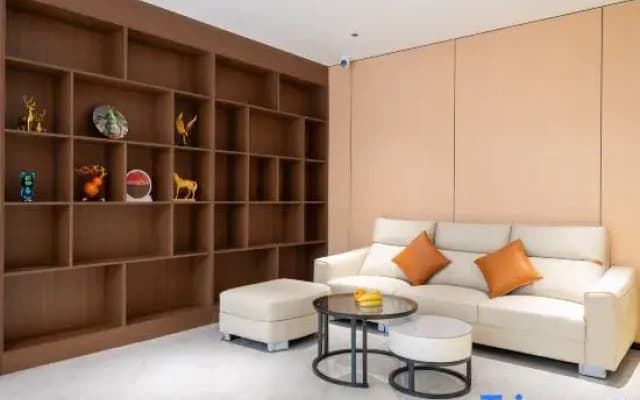 Yunqi Li Smart Hotel (Jianghan Road Pedestrian Street Branch)