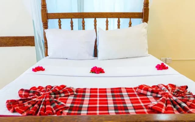 Sands inn Hotel
