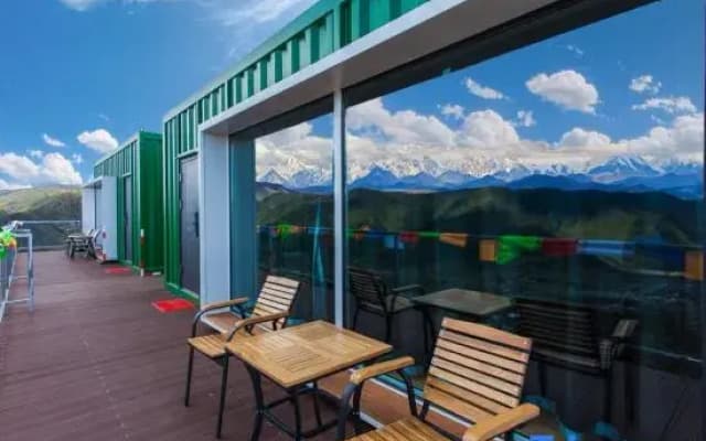 Kangding Xinduqiao Town Zeren Bengzeng Photography Paradise Homestay