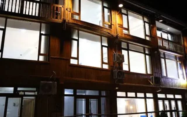 Liping Quanshange Homestay (Zhaoxing Dong Village)
