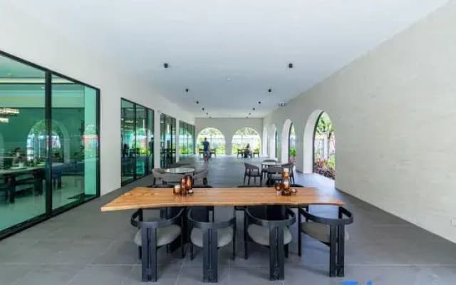 Spacious 1br in Bang Tao, Title legendary