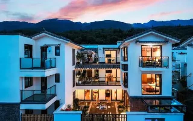 Courtyard Homestay