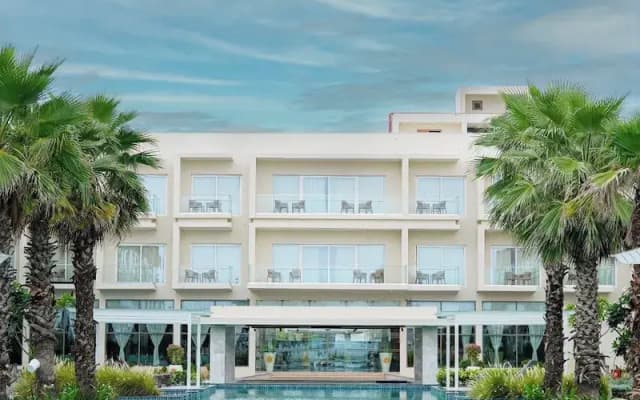Golden Sands - By The Bay Resorts