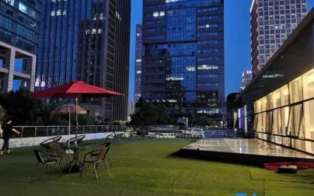 ReMAX Remai Electronics Competition Hotel (Ningbo South Business District Lomon Global City)