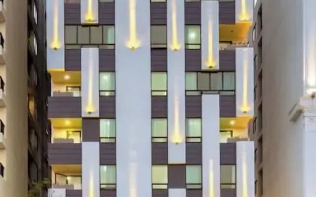 Sea Front Apartment & Spa Da Nang