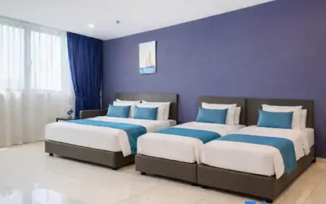 GYDEN STAYCATION #Straits Suites & Residences