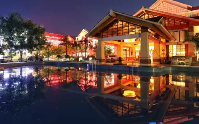 Sanjiang Peninsula Hotel