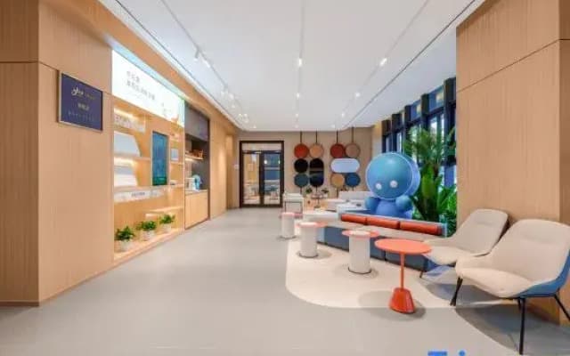 Home Inn (Urumqi Xinbei Yuanchun Anjia Building Store)