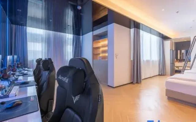 Memory Shiguang E-sports Hotel (Nanchang Wangfujing Branch)