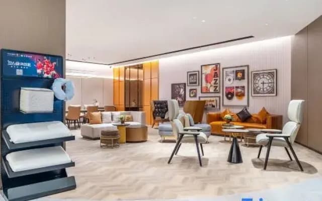 Homeinn Plus Hotel （Jinhua Lanxi Ancient City Railway Station）