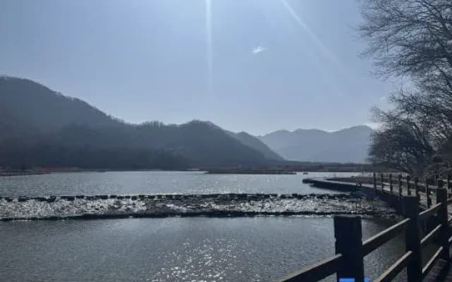Lake View Hotel