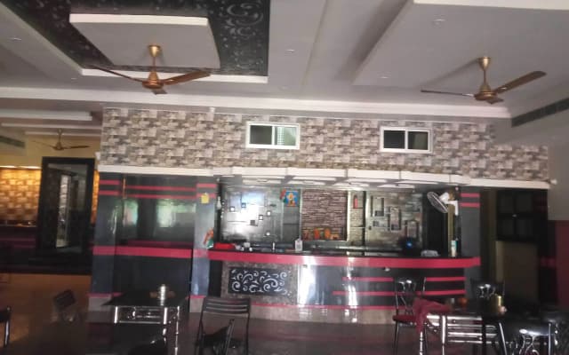 Hotel O Snenanjali