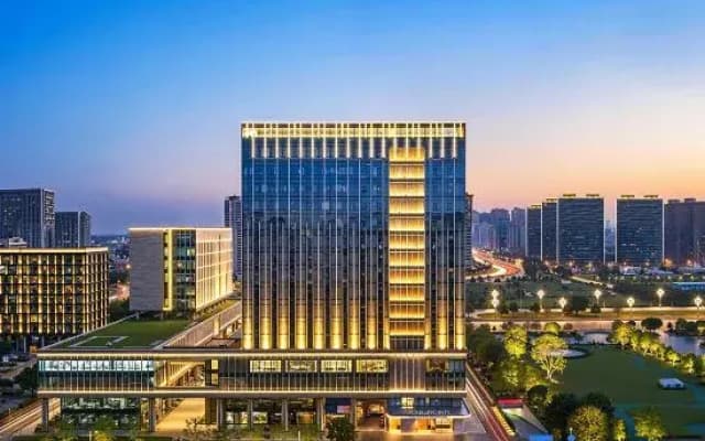 Four Points by Sheraton Wuhan Optics Valley Convention and Exhibition Center
