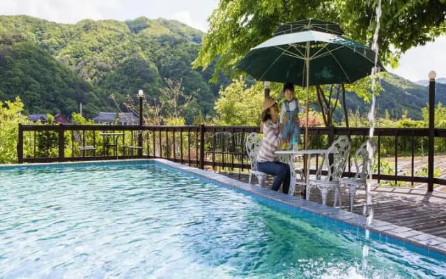 Cherris pension
