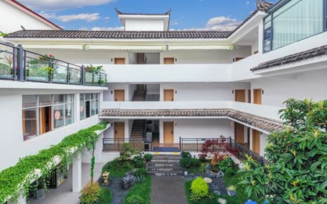 Lijiang static designer homestay