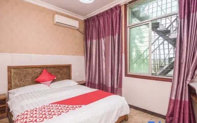 OYO Jiangyou Meijia Hotel