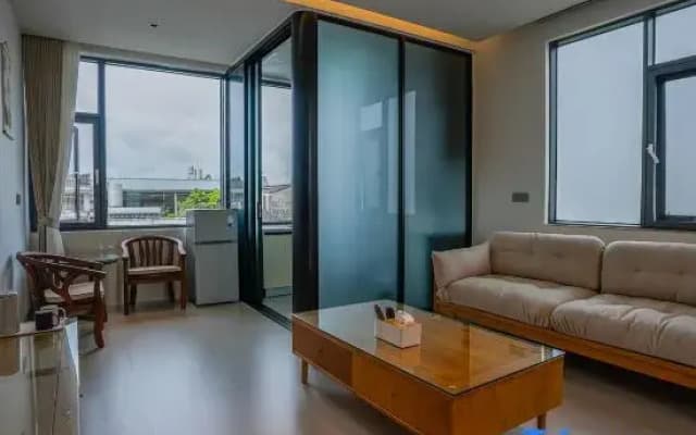 Yun He Li Cozy Vacation Homestay (Downtown Tengchong/Fortune Center Branch)