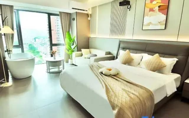 Yihuayu Boutique Audio-Visual Homestay (Railway Station Too Square)