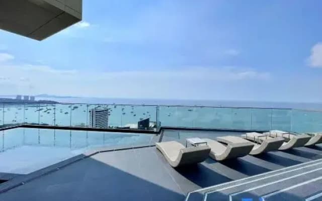 Edge Central Pattaya SVIP