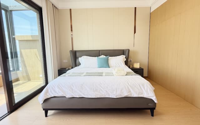 Lakefront 3BRM Holiday Villa in Kunming
