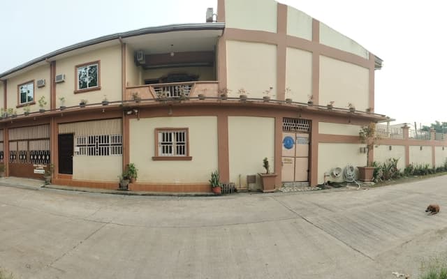 Villa Elsie Resort and Hotel