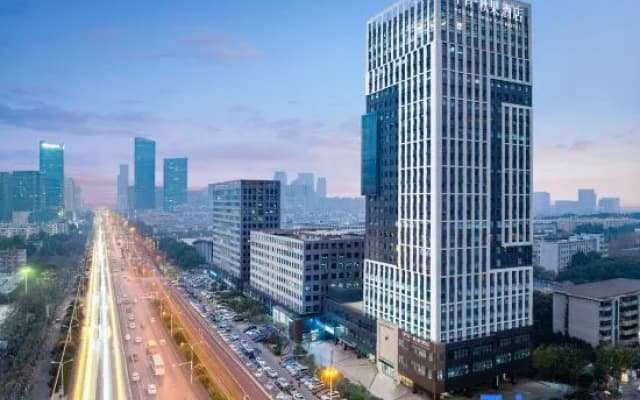 Zhongqing TRUE GO Hotel (Wuhan Guanshan Avenue Optics Valley Software Park)