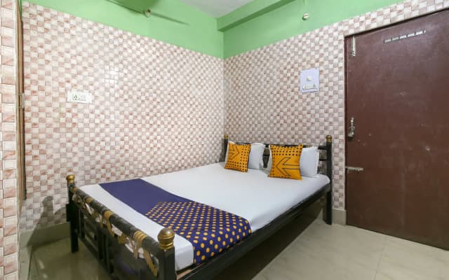 Hotel O Rajdhani rest house