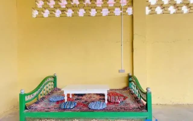 Migratory Hostel