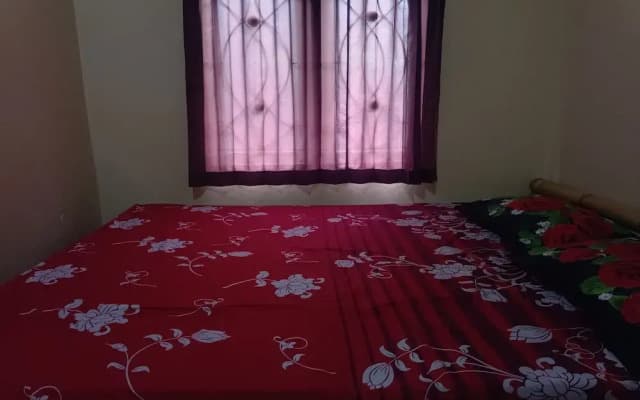 OYO 93766 Bunga Homestay Near Taman Lembah