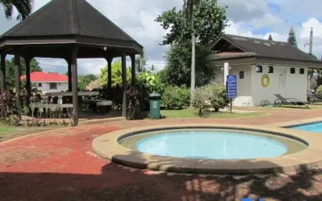 Casa Devino - Discover the Perfect Condo Getaway in Luxury, Kareoke, Netflix, Free Parking