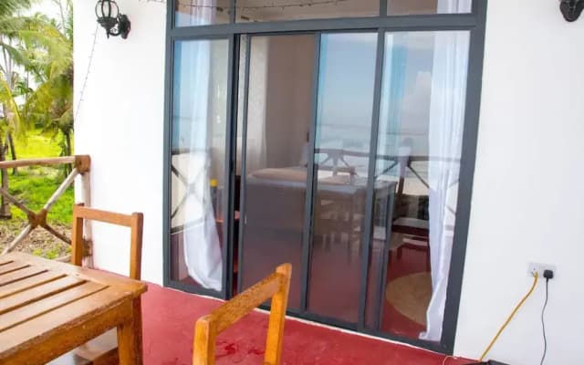 Mambo Villa