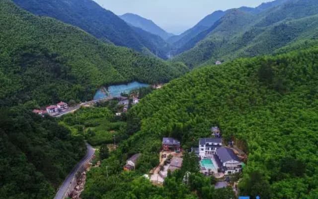 Anji Shanjian Yunshu Homestay (Northern Zhejiang Grand Canyon)