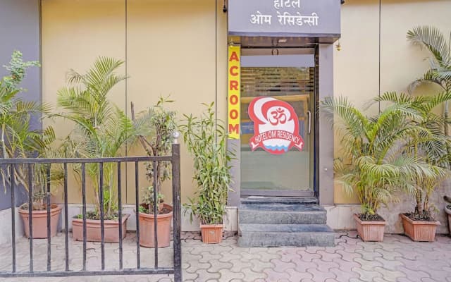 Fabhotel Om Residency