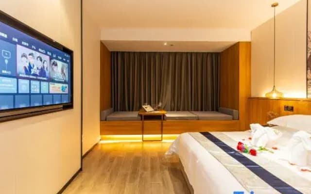 Huayuan Hotel (Fubo East Road)