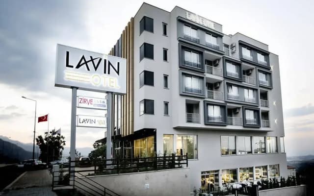 Lavin Otel