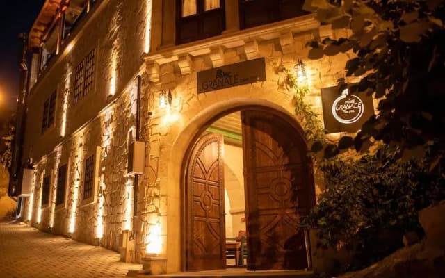 Pome Granate Cave Hotel