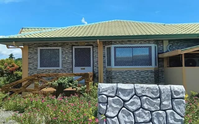 Michael's Homestay - Farm Villa near Patar Beach & Bolinao Falls