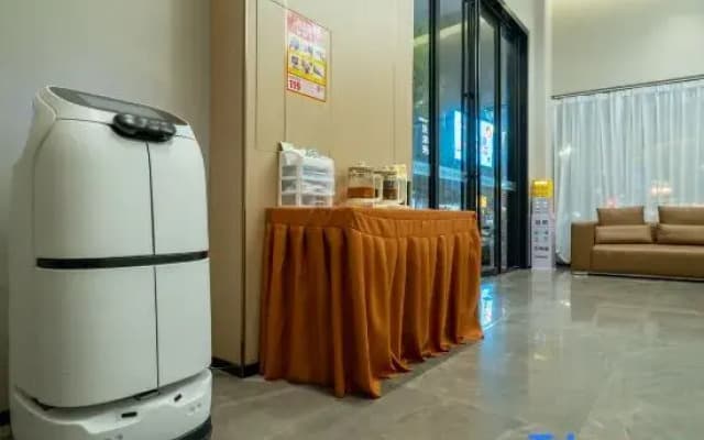 Yunshangyue Hotel (Humen Town Junlehui Shopping Center Landmark Cultural Plaza)