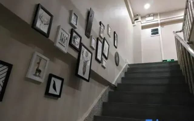 Jilin City Posthouse Fashion Hotel