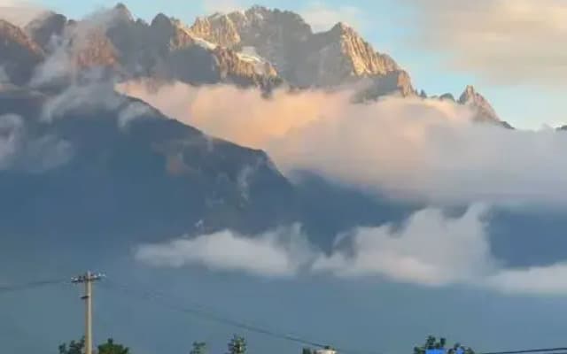 Bai Sha 's Tea House and Snow Mountain View Inn