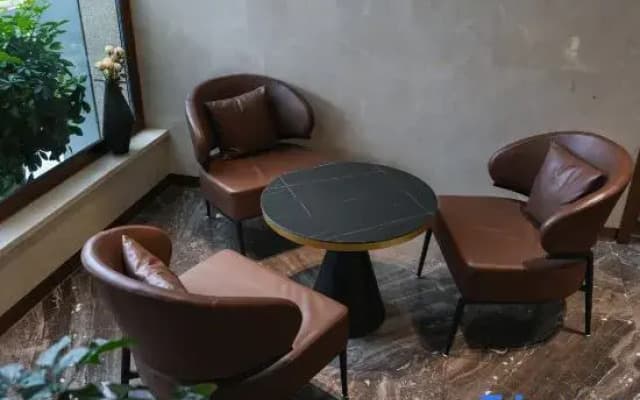 Jin'an Hotel (International Trade City)