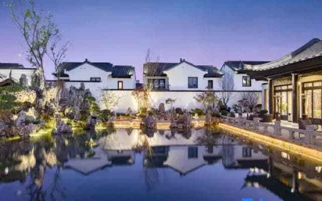 Yunshan Courtyard House