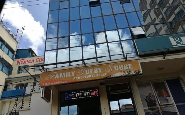 Family Guest House At Hopewell Place