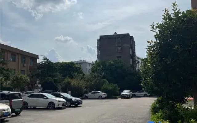 Jasmine Bloom INN Chain Hotel (Jianli Changan Pedestrian Street Yusha Square)