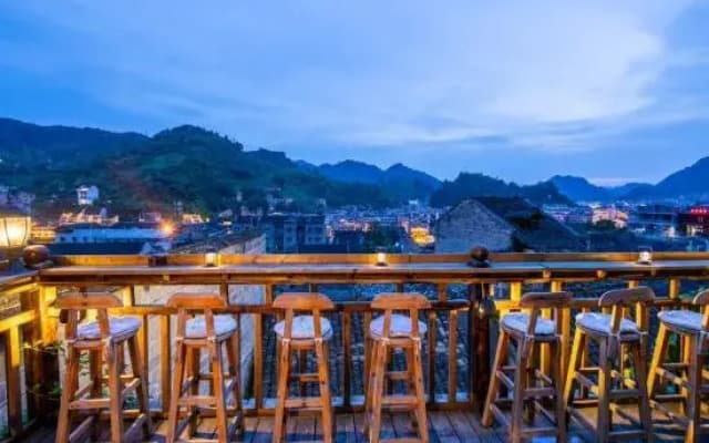 Zhenyuan Beautiful Riverside Residence (Zhusheng Bridge)