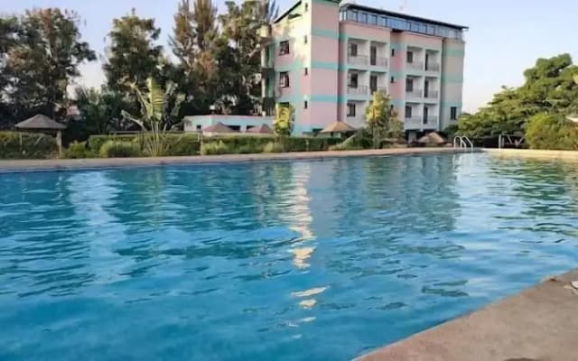 Hotel Staridge Limited
