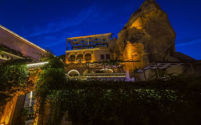 Roma Cave Suite Hotel